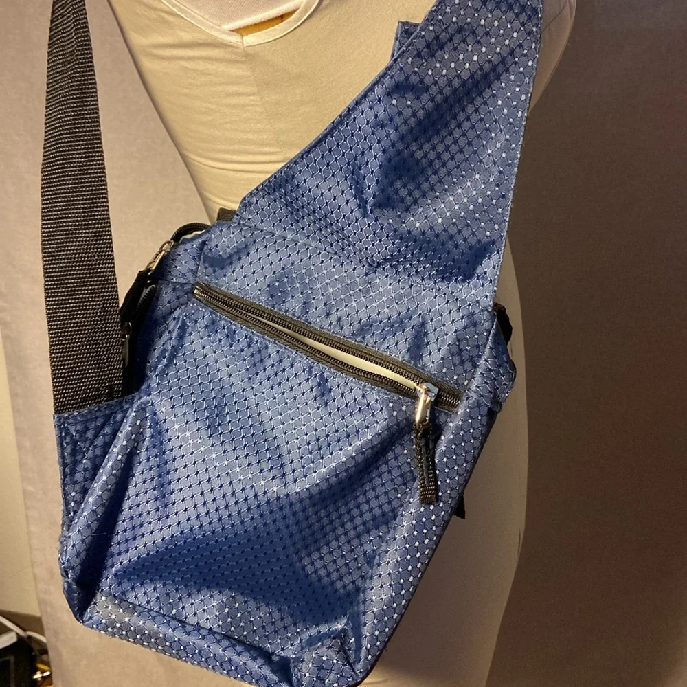 HEY'S Travelmate Crossbody Utility Travel Bag Organizer